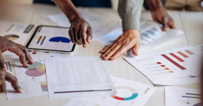 Collaborative data analysis with printed charts